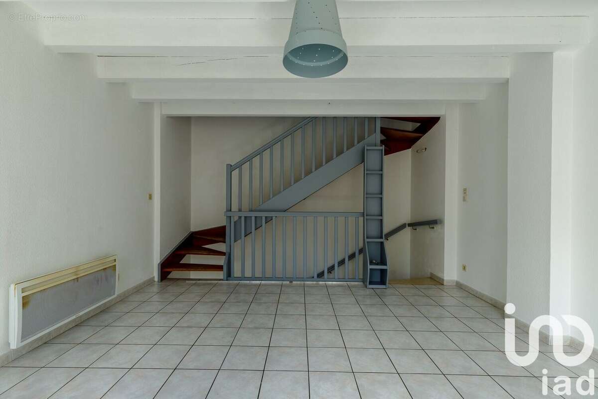 Maison 111 m² à Saint-Felicien  - photo 4
