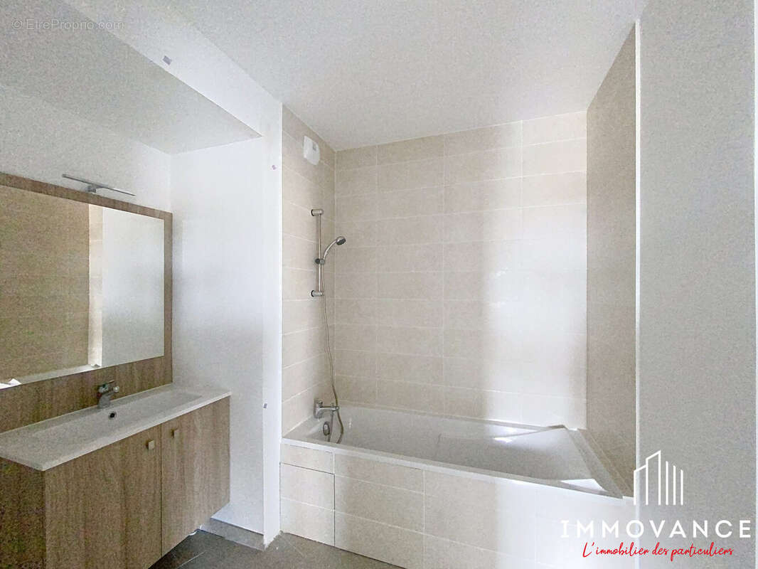 Appartement à SAINT-JEAN-DE-VEDAS