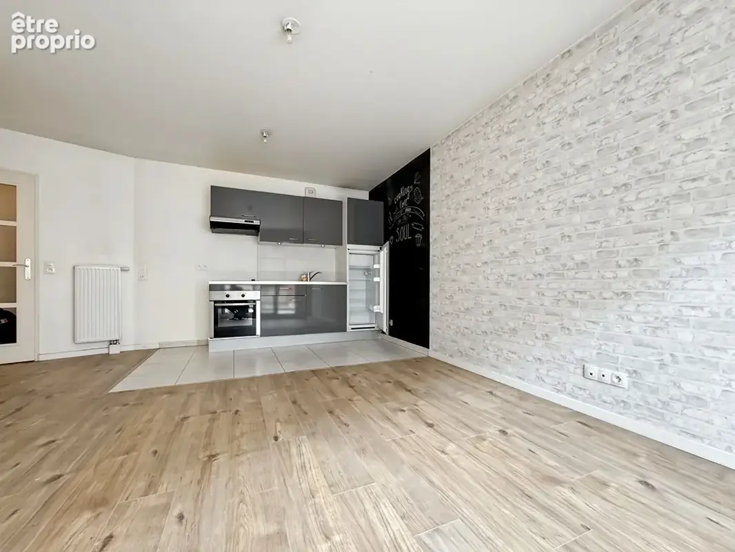 Appartement T3 pièces 62 m2 - HyperCentre - photo 8