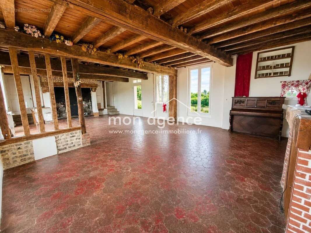 Authentique maison normande du XVIIᵉ siècle au cœur d'un village d'exception - photo 6