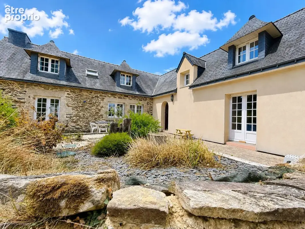 Maison à SAINT-THURIAU