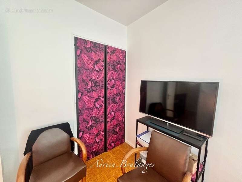 Maison à VAUX-LE-PENIL