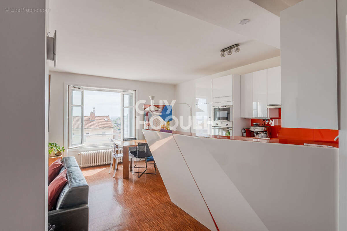 Appartement à LYON-1E