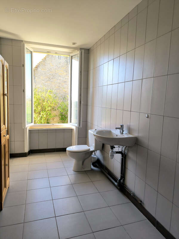 Maison à LONGUES-SUR-MER