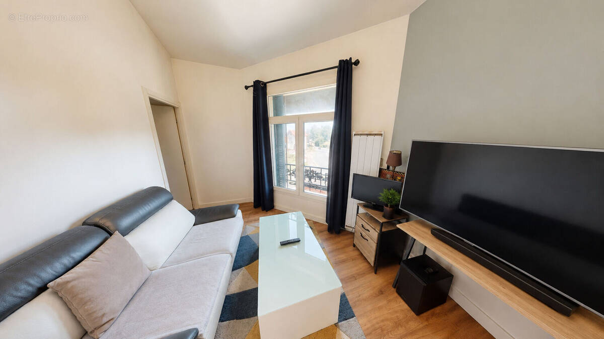 Appartement à MONTRY