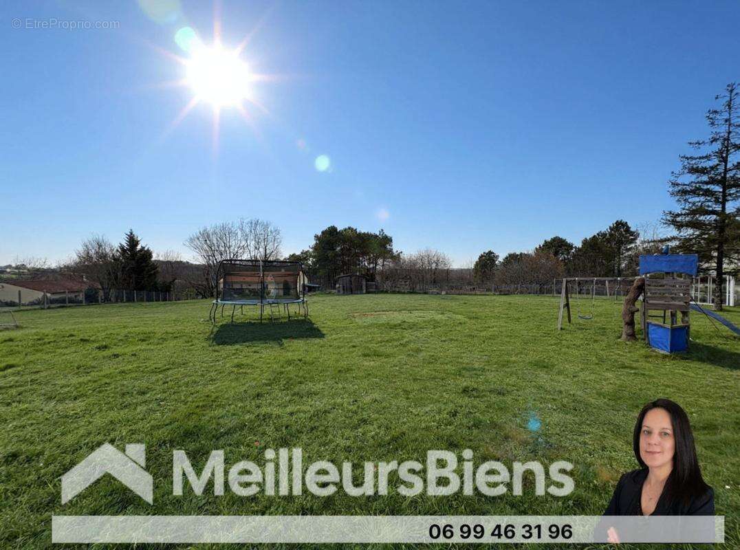 Maison à MONTLIEU-LA-GARDE