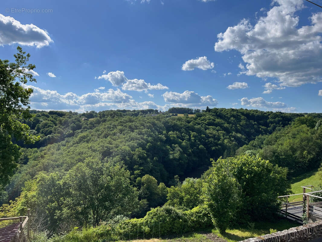 Maison à JUMILHAC-LE-GRAND