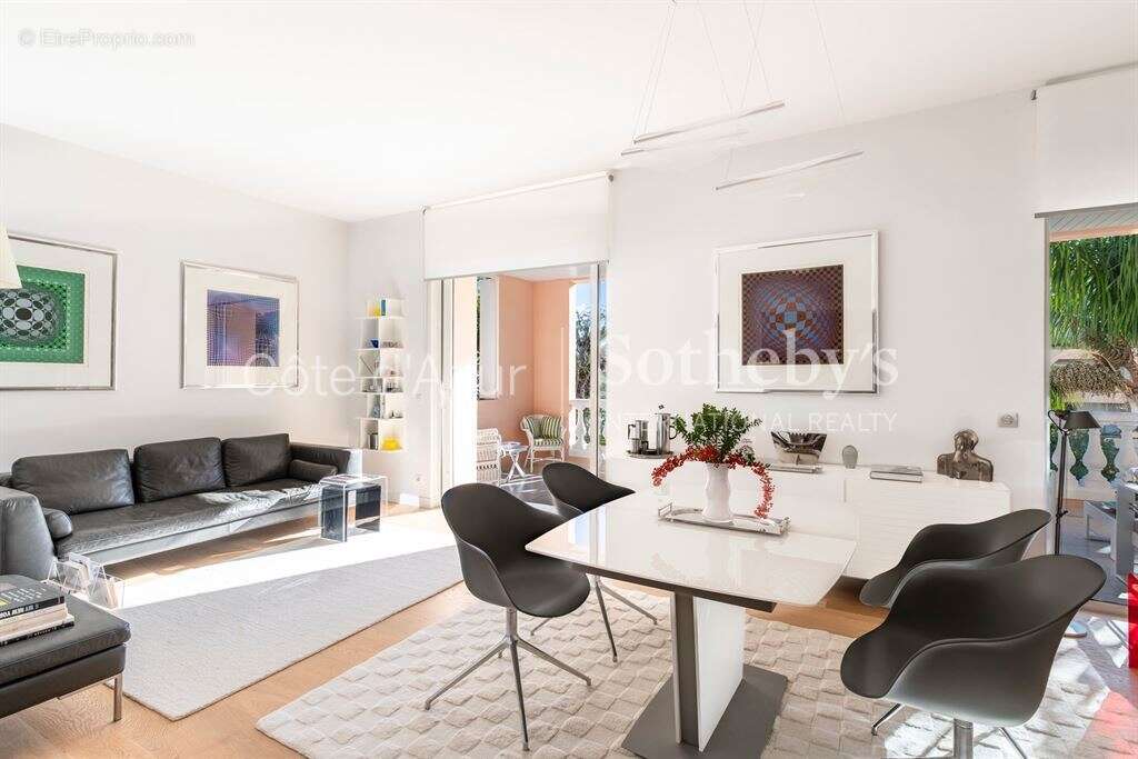 Appartement à BEAULIEU-SUR-MER