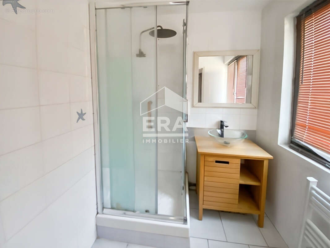 Appartement à VERT-SAINT-DENIS