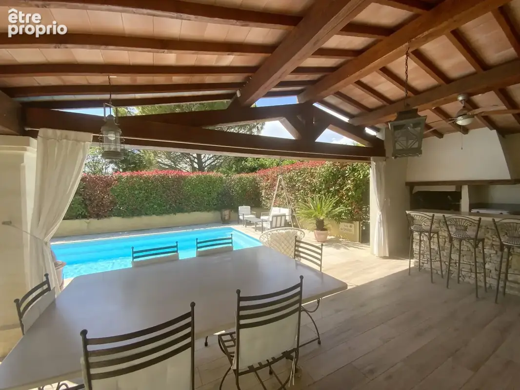 Villa méridionale avec terrain et piscine. - photo 6