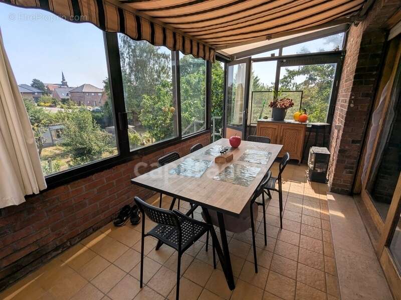 Maison à NEUVILLE-EN-FERRAIN