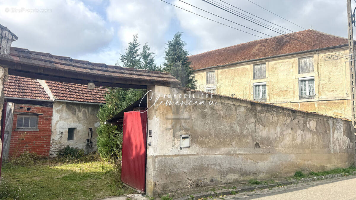 Maison à VERNOUILLET