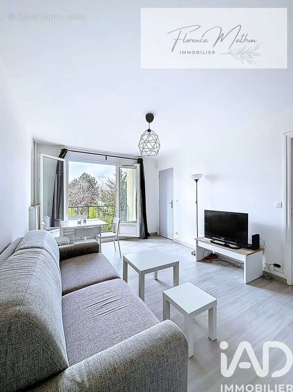 Photo 2 - Appartement à SAINT-MAUR-DES-FOSSES