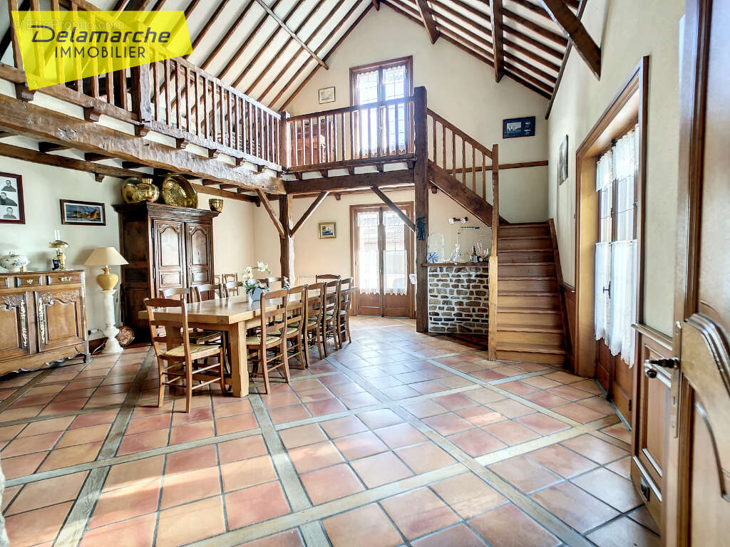 Maison à SAINT-PAIR-SUR-MER