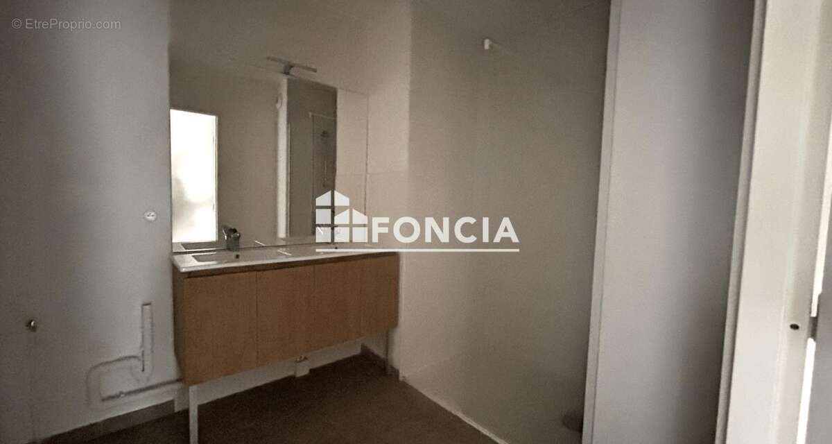 Appartement à MARSEILLE-9E