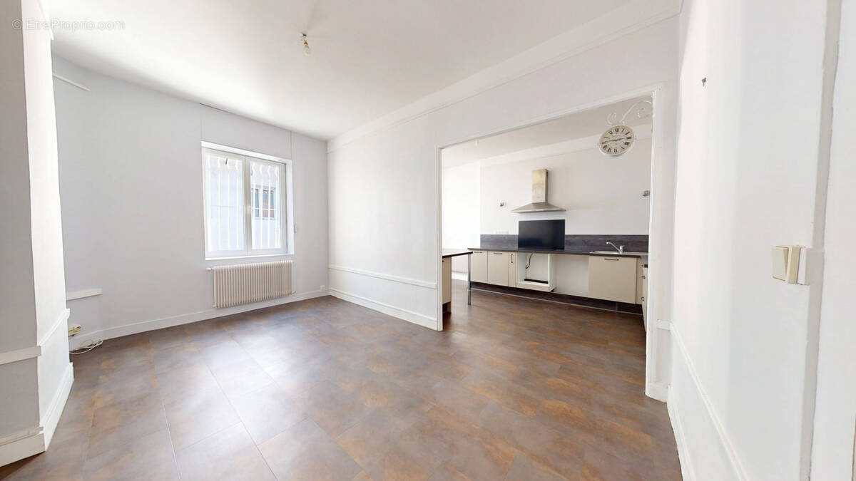 Appartement à SAINT-ETIENNE