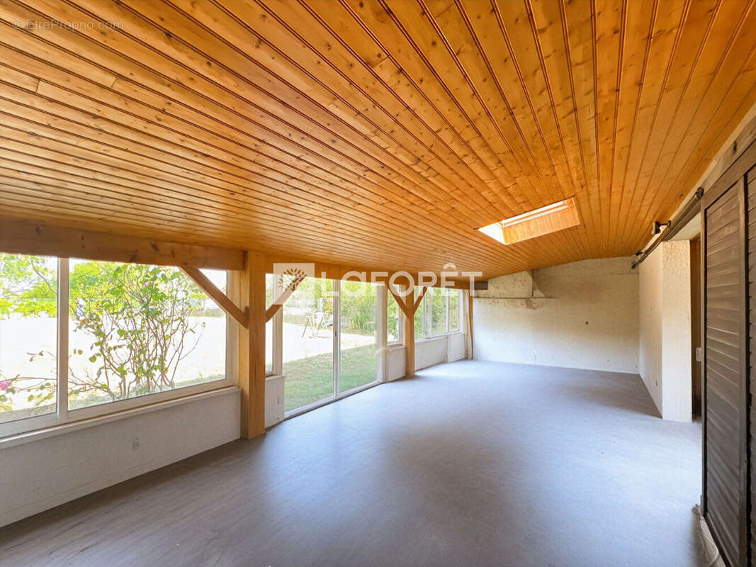 Maison Vayres 100 m² - photo 7