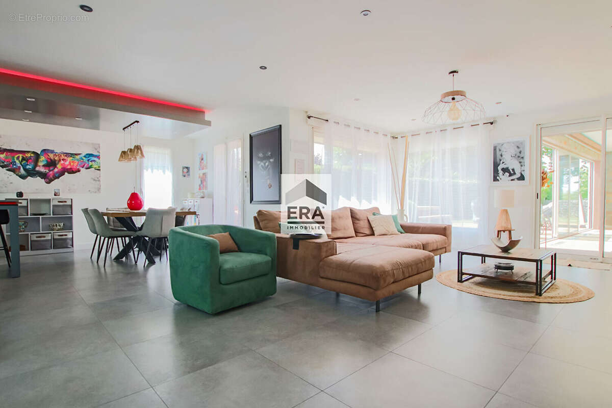 Maison à SAINT-GERMAIN-LES-CORBEIL