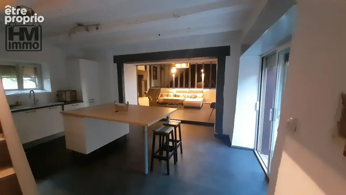 Maison 7 pièces 208 m² à vendre à Saint-Leonard-De-Noblat (87400) - photo 4