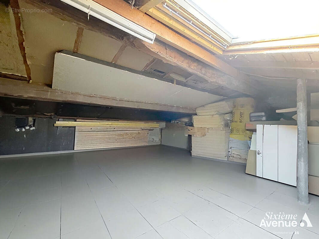 Appartement Saint Symphorien D Ozon 3 pièces 75 m² + combles aménageables et garage - photo 9
