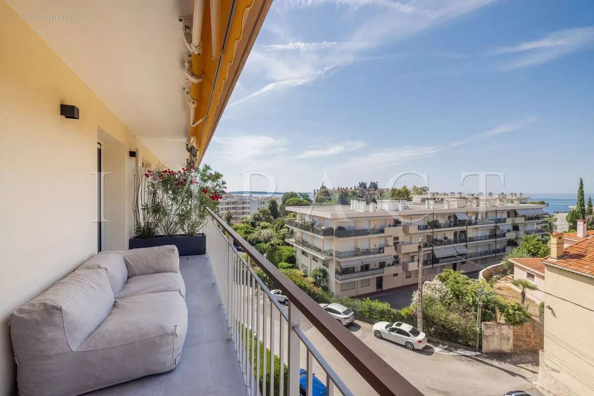 Appartement à CANNES