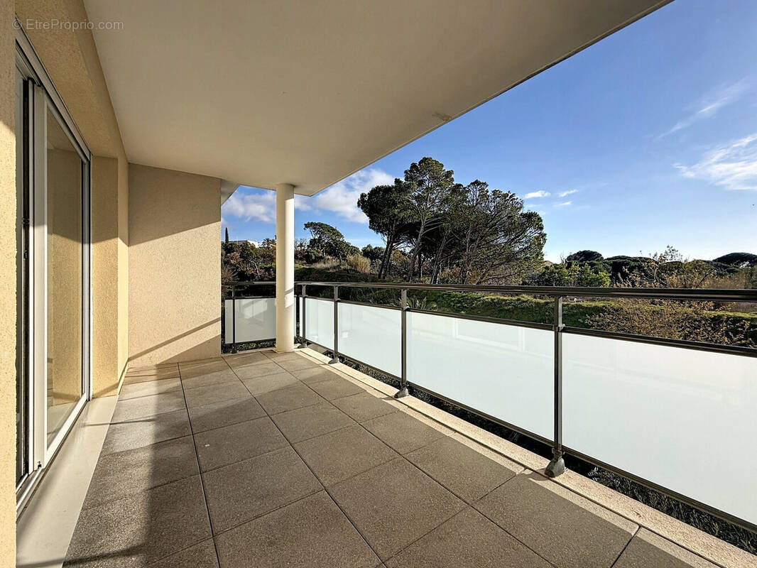 Appartement à FREJUS