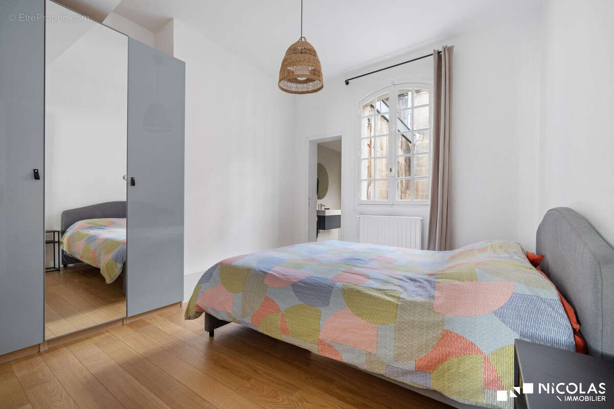 Appartement à BORDEAUX