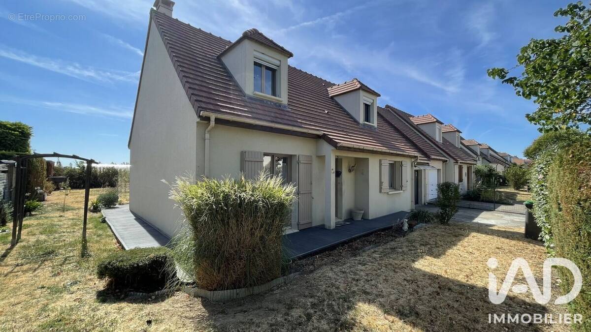 Photo 1 - Maison à LE PLESSIS-PATE