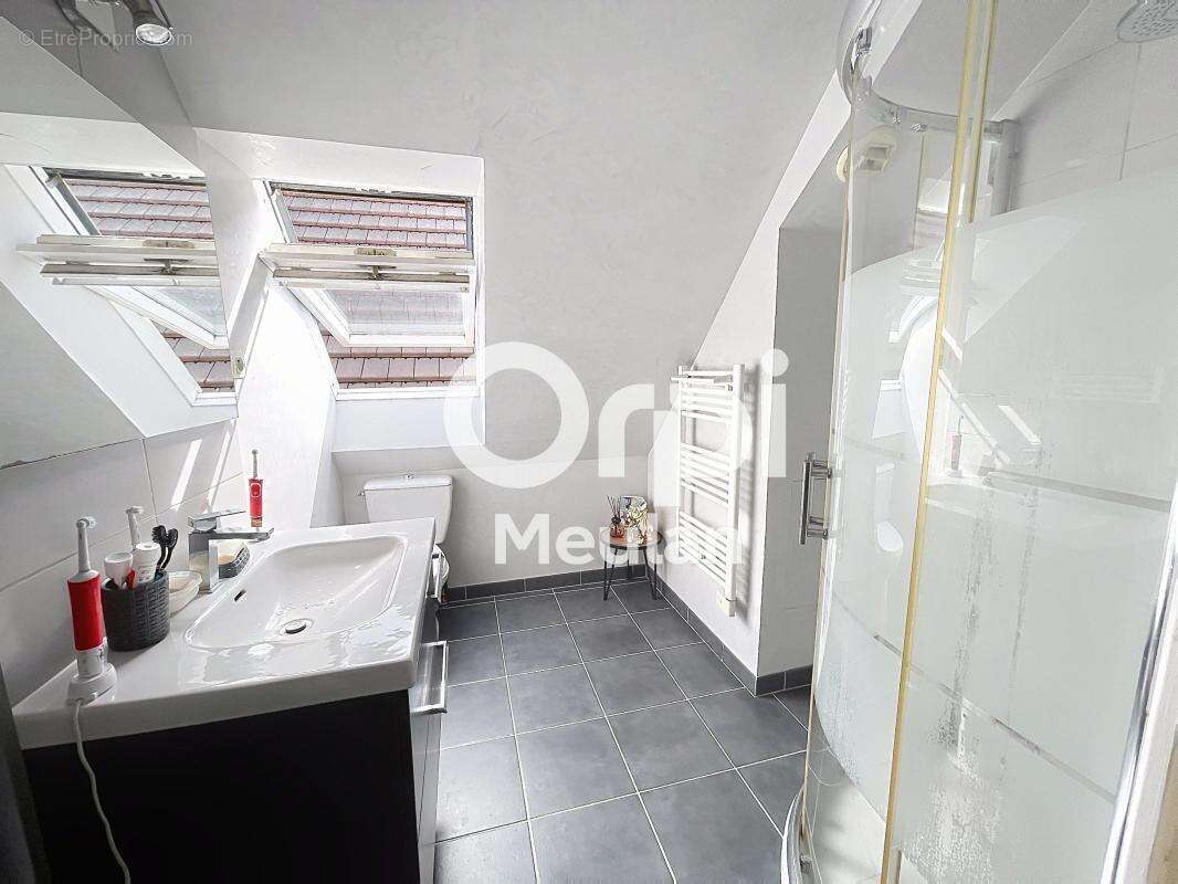 Appartement à MEULAN