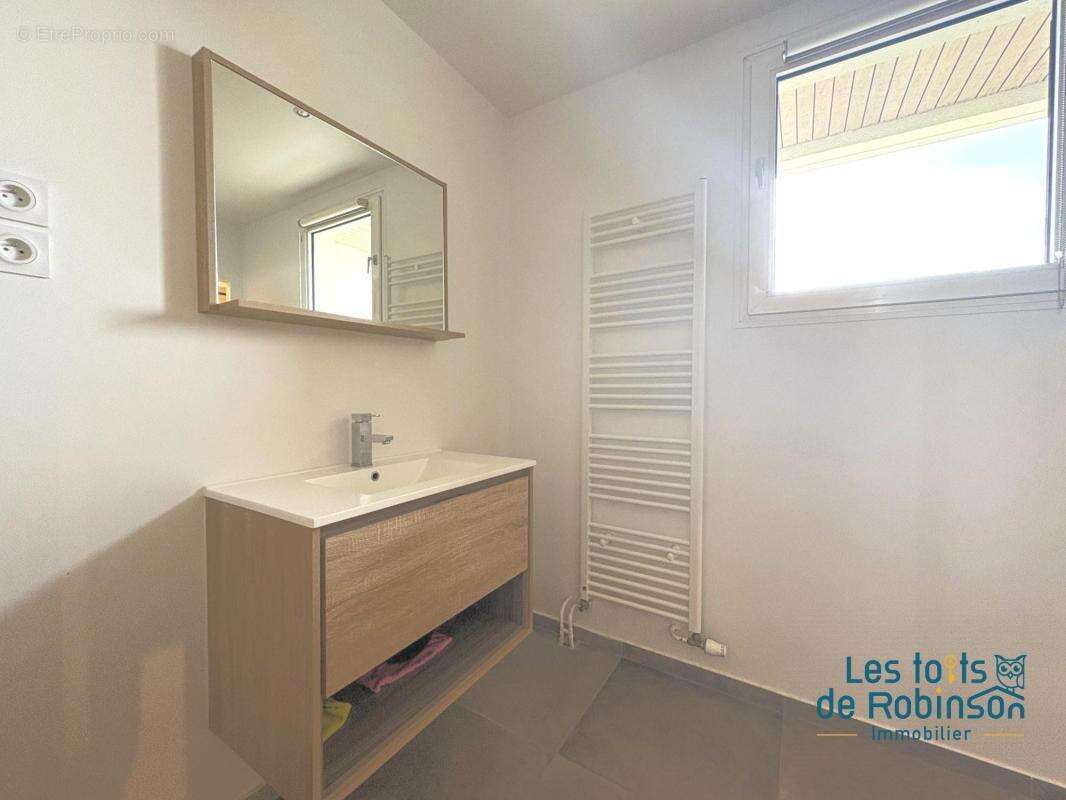 Appartement à LE PLESSIS-ROBINSON
