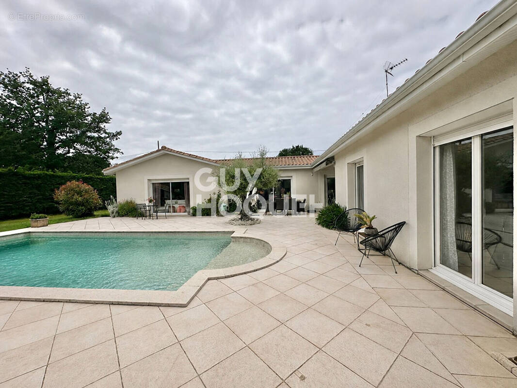 Maison à GUJAN-MESTRAS