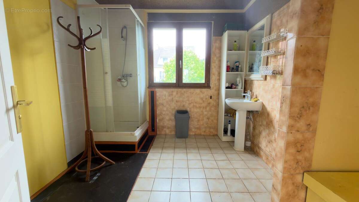 Maison à NEUILLY-PLAISANCE