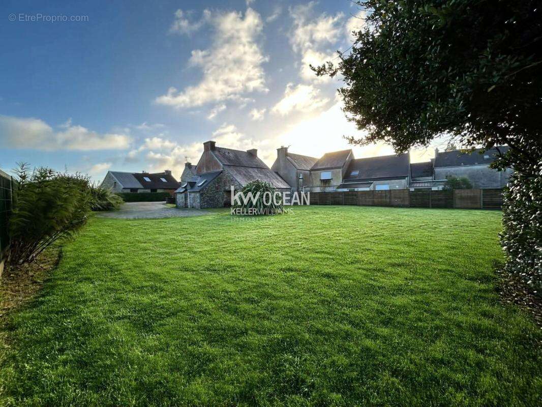 Maison à SAINT-URBAIN