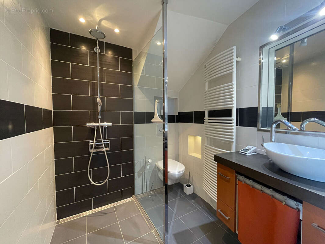 Appartement à MANDELIEU-LA-NAPOULE