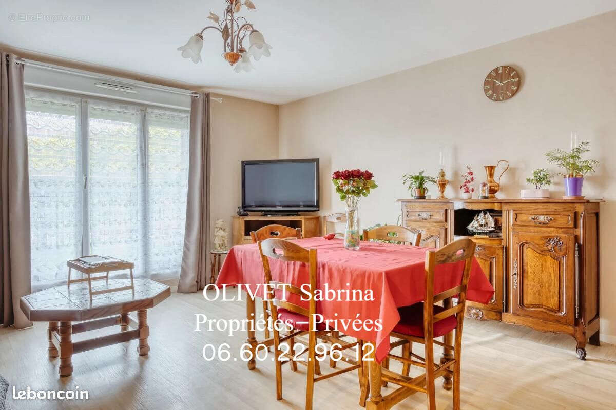 Appartement à VAL-DE-REUIL