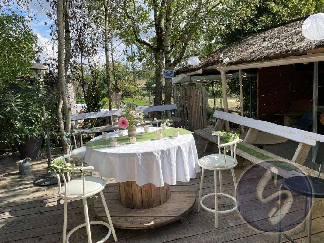 Maison à EXIREUIL