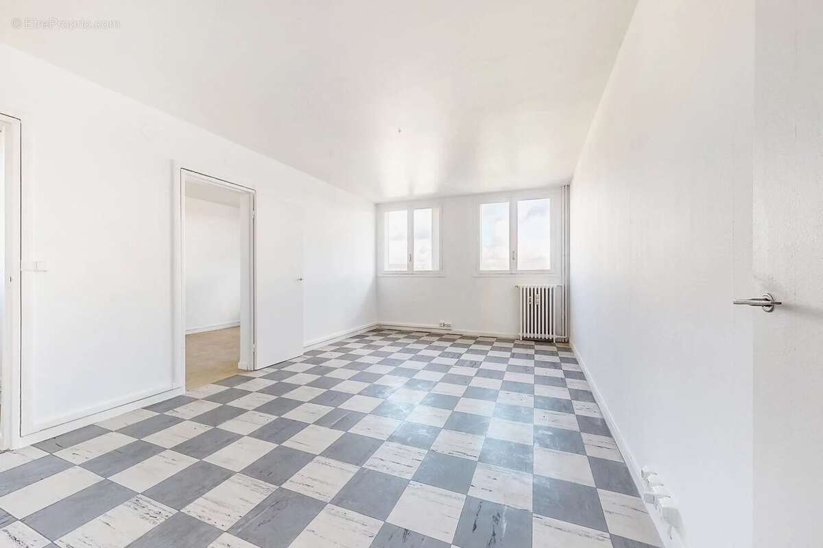 Appartement à BRETIGNY-SUR-ORGE