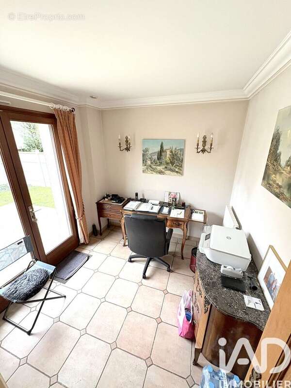 Photo 5 - Maison à LIVRY-GARGAN