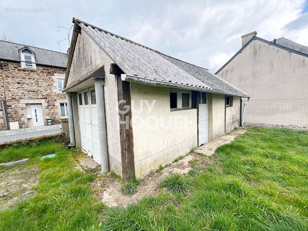 Maison à SAINT-JOUAN-DE-L&#039;ISLE
