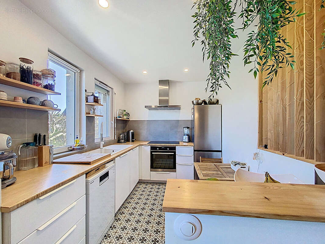 Appartement à SAINT-MAUR-DES-FOSSES