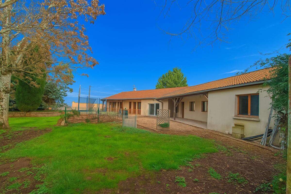 Maison à CHAMPIGNY-LE-SEC