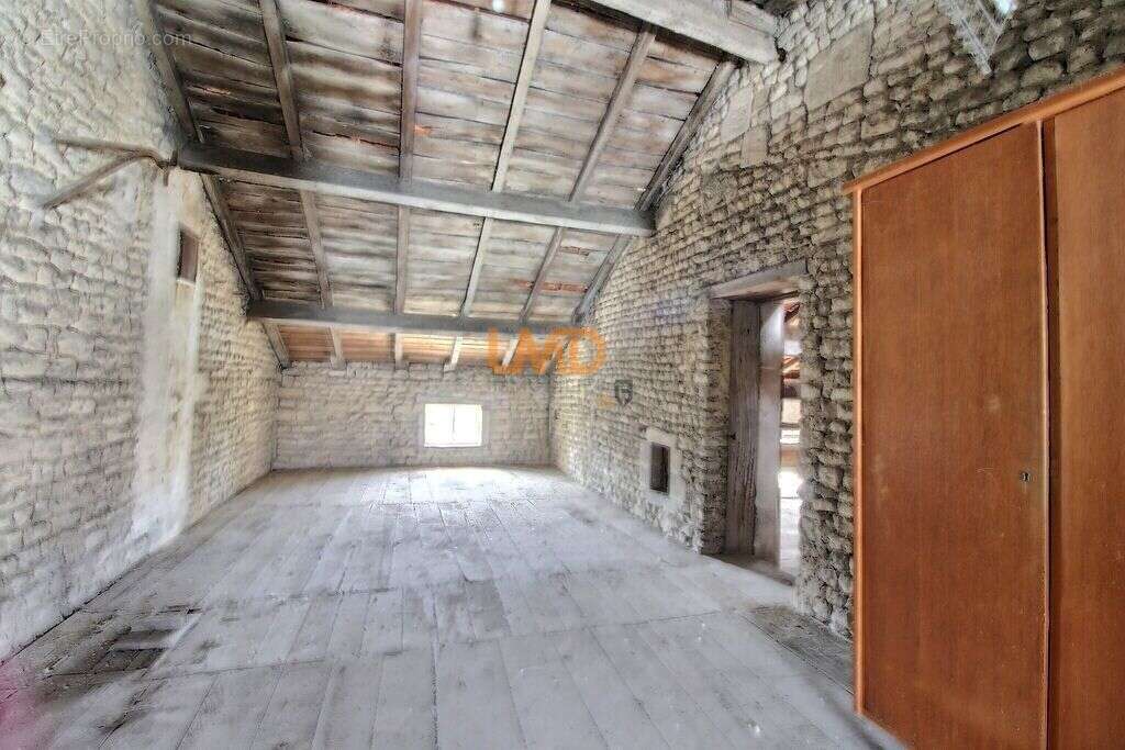 Maison à MATHA