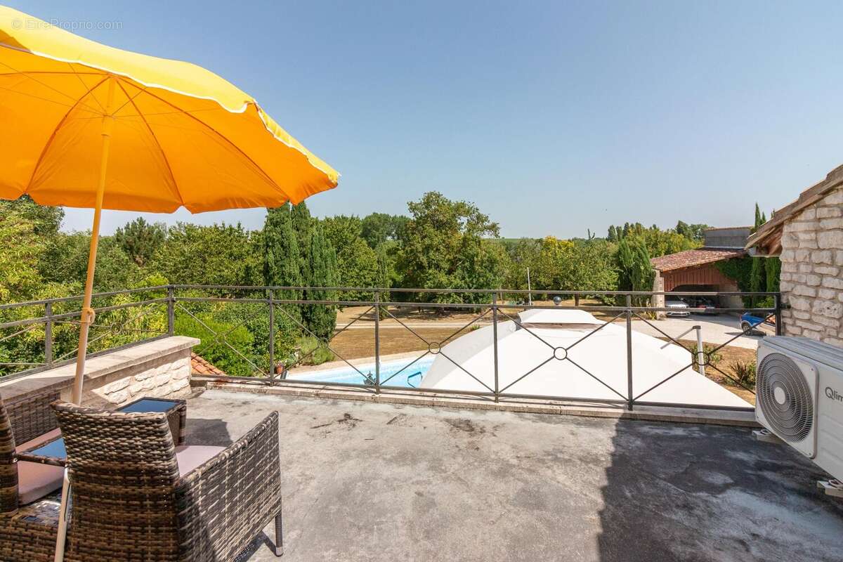 Belle vue depuis cette charmante maison - photo 14