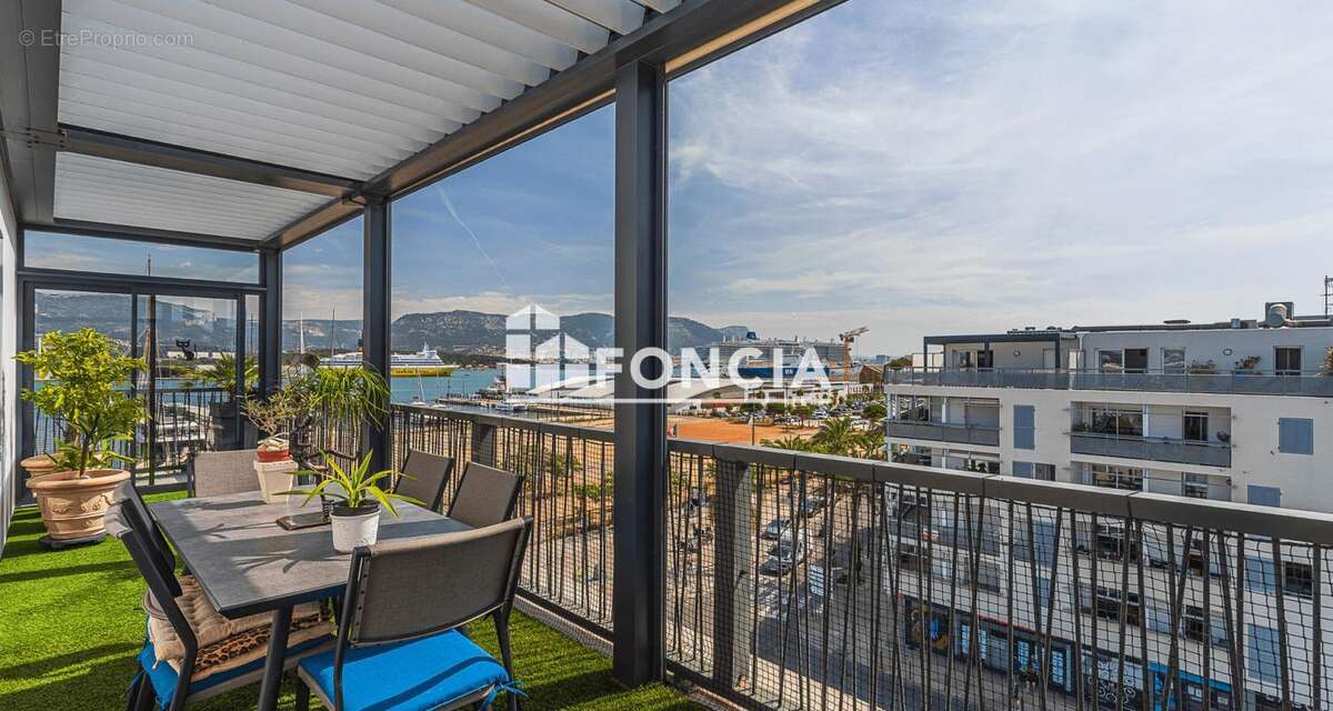 La seyne sur mer - type 4 - 94m2 toit terrasse vue magnifique sur la rade de toulon garage ascenseur - photo 2