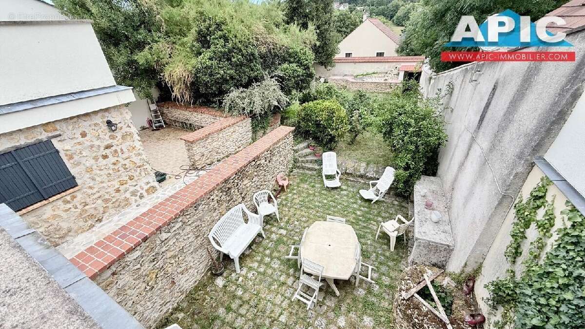 Maison 229 m² à Groslay  - photo 17