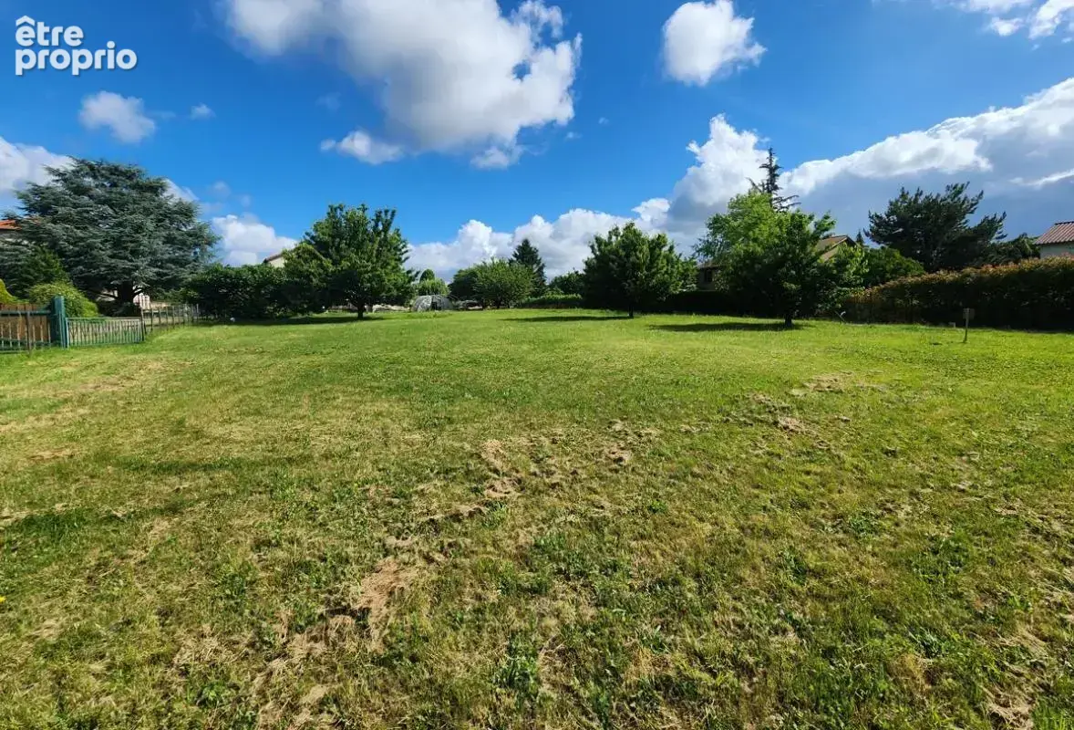 Communay terrain 600m2 viabilise + projet - photo 2