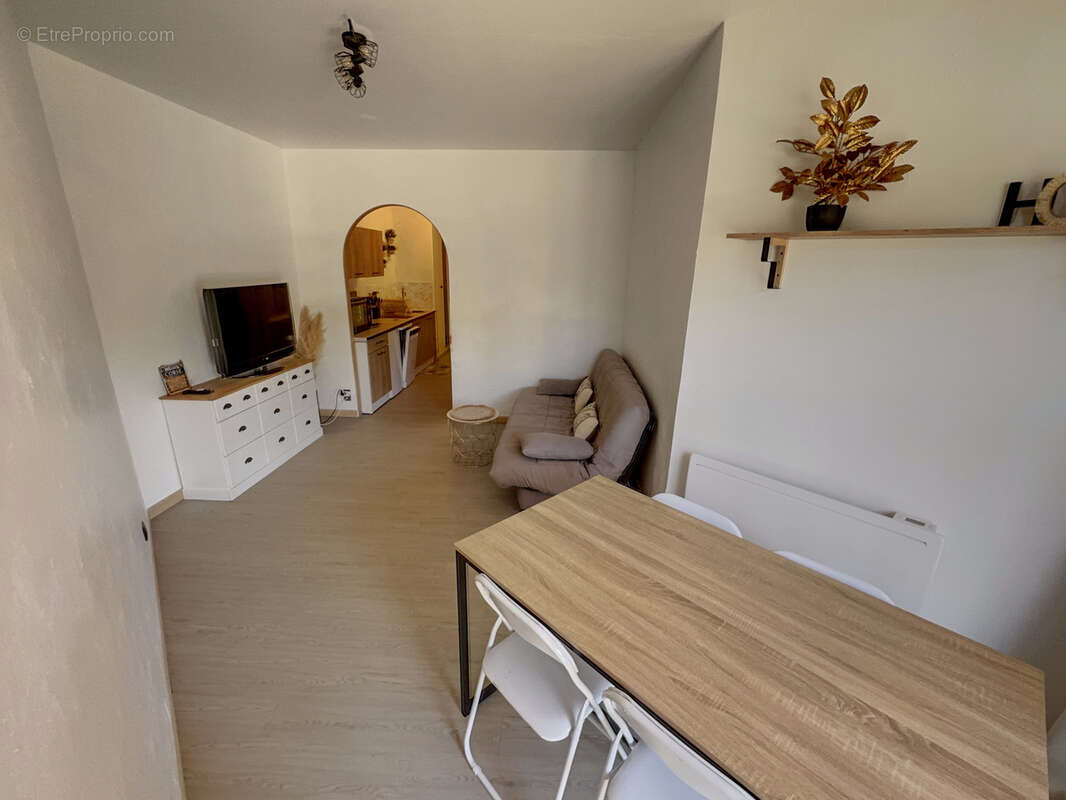 Appartement 28 m² à Santa-Lucia-Di-Moriani  - photo 4