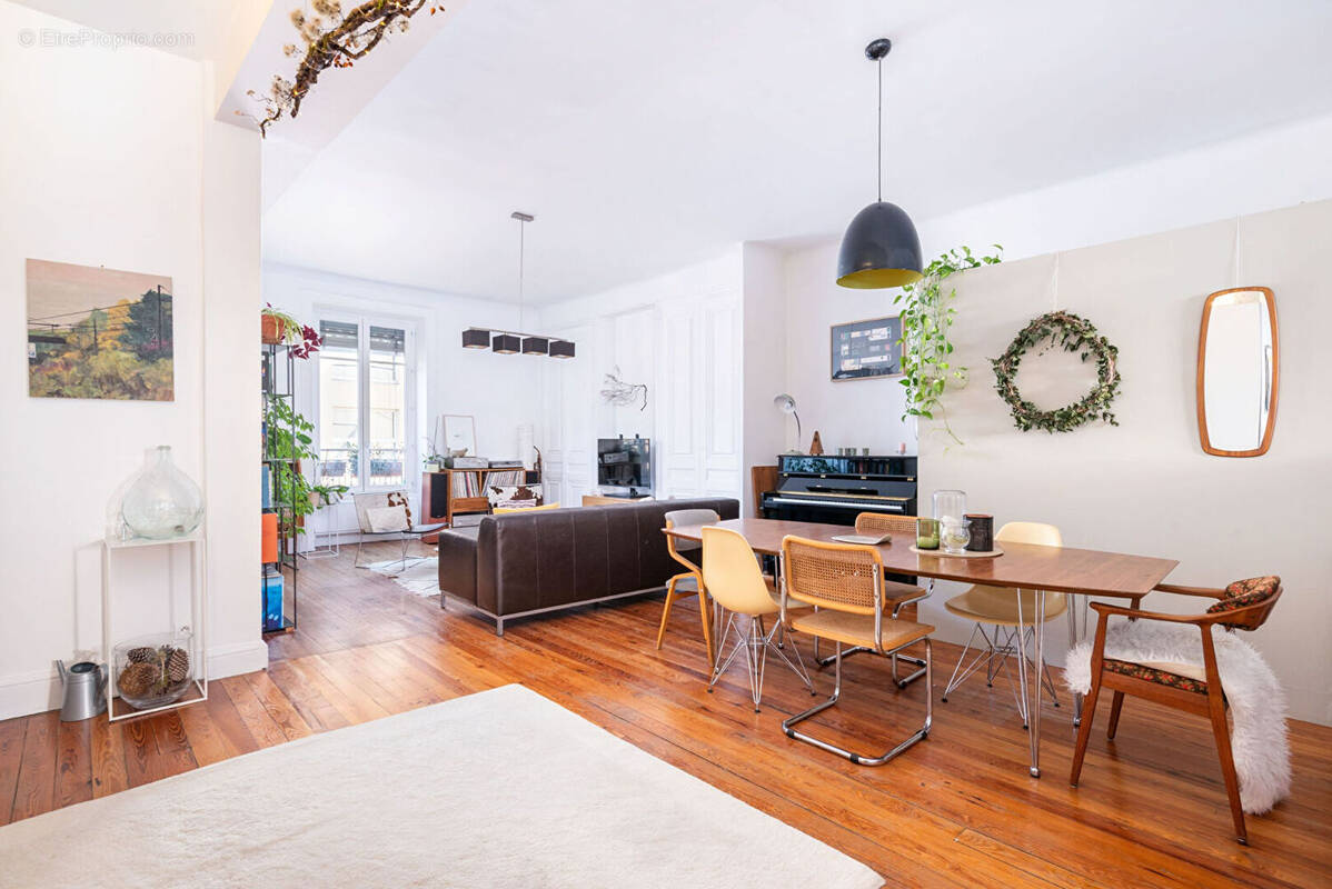 Appartement à LYON-5E