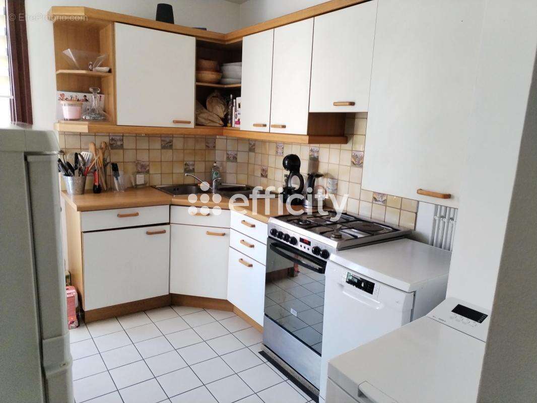 Appartement à MONTIGNY-LE-BRETONNEUX