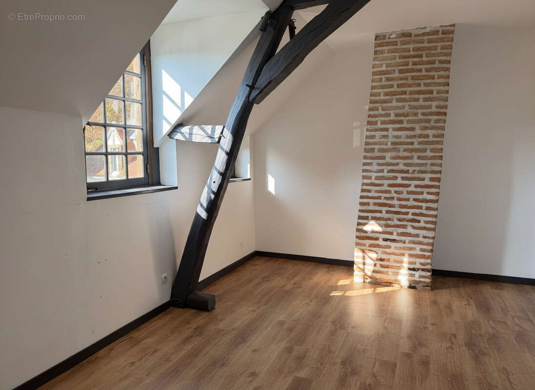 Maison à CHISSAY-EN-TOURAINE